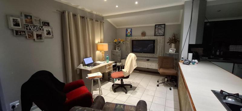 4 Bedroom Property for Sale in Bothasig Western Cape